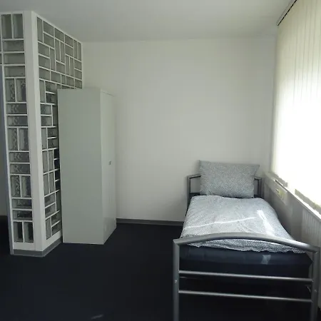 2 Monteurwohnung Messewohnung Bis Zu 8 Personen Langenhagen Berliner Allee 26 Eg Appartement